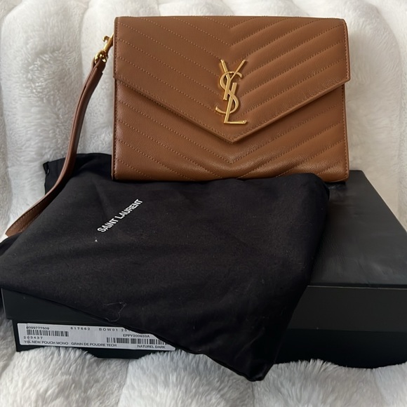 Saint Laurent Pouch in Natural Dark - Picture 4 of 7